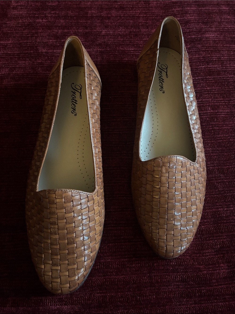 Brand New Trotters Woven Leather Loafer Flats in Cognac